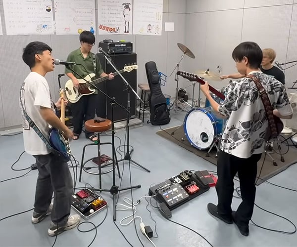 Japanese Band Plays a Radiohead Album