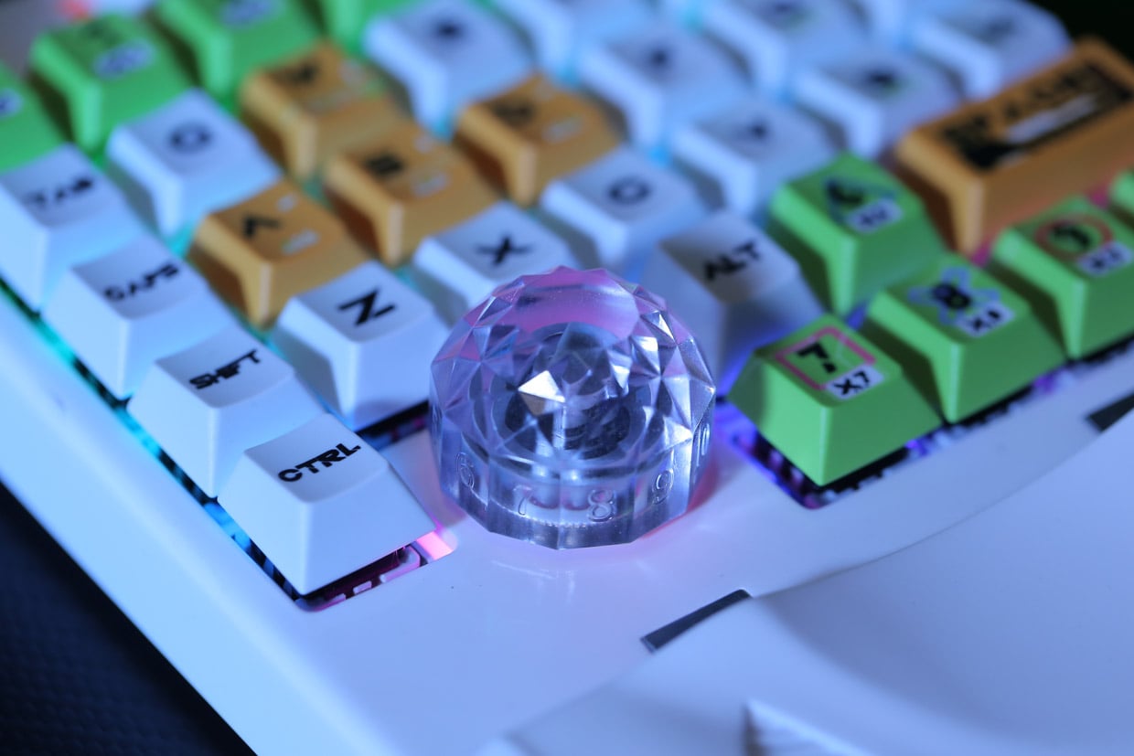 Fififun X7 Compact Gaming Keyboard