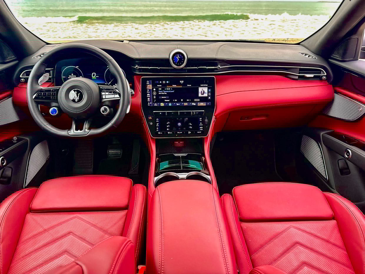 Driven: 2025 Maserati Grecale Folgore