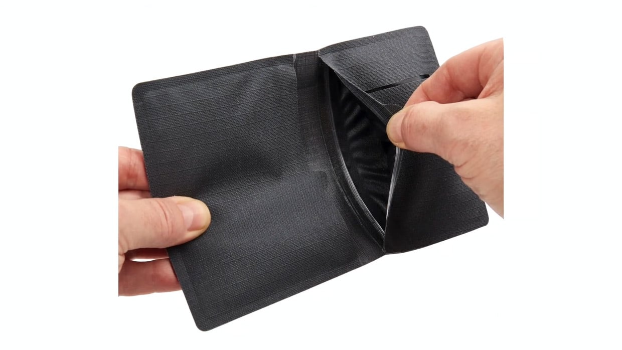 Skog Å Kust Floating Waterproof Wallet – Blue Bi-Fold – Never Sinks, Holds Everything!