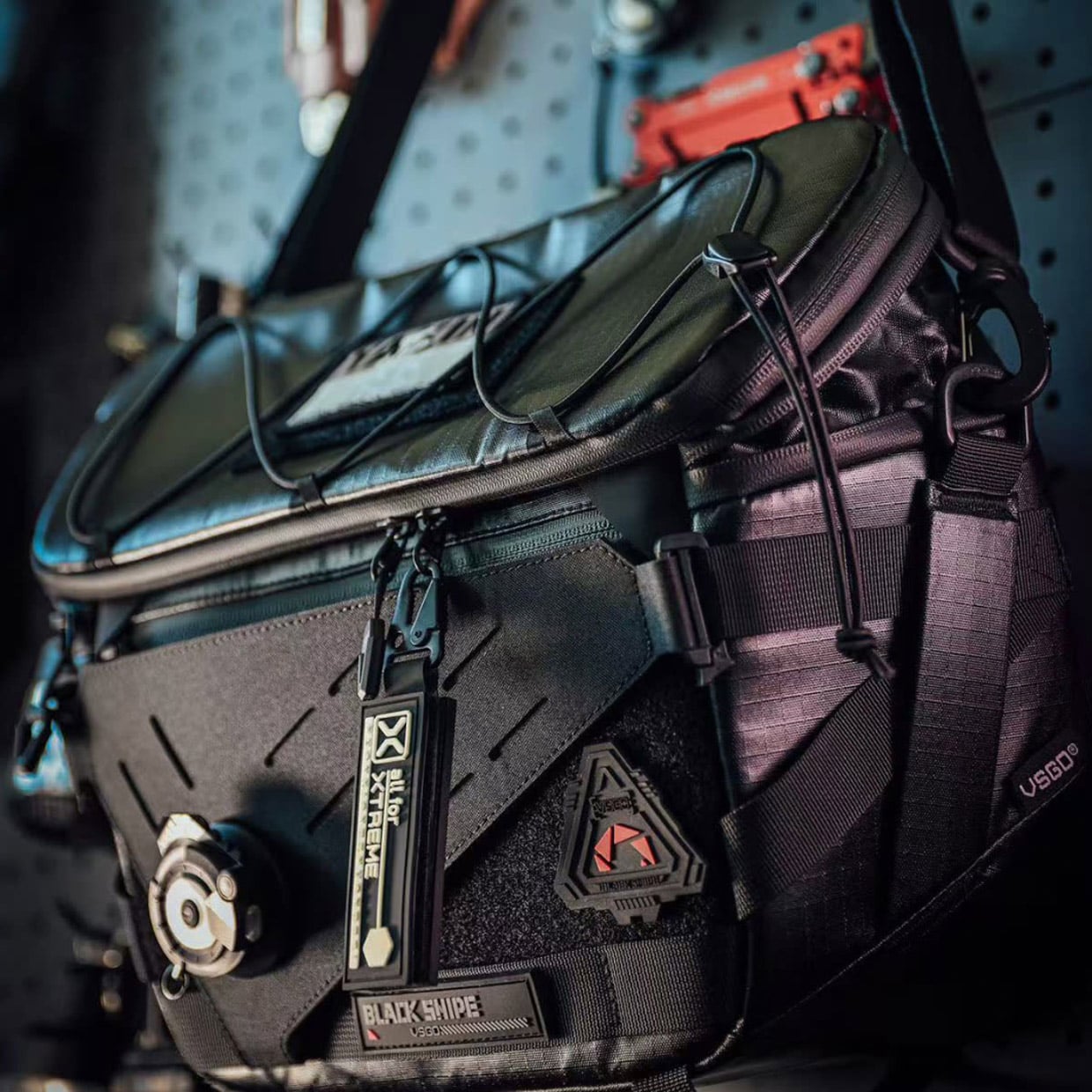 VSGO Black Snipe Sling Camera Bag