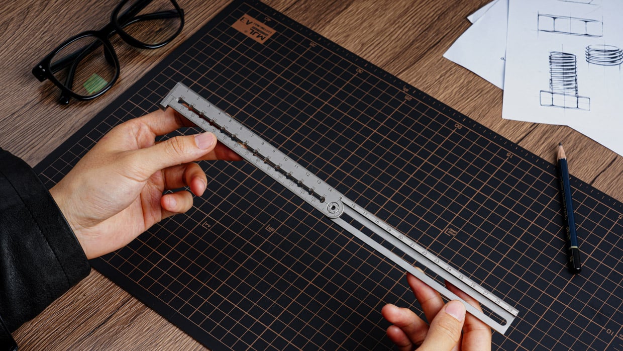 UnioArc Titanium Multi-Ruler