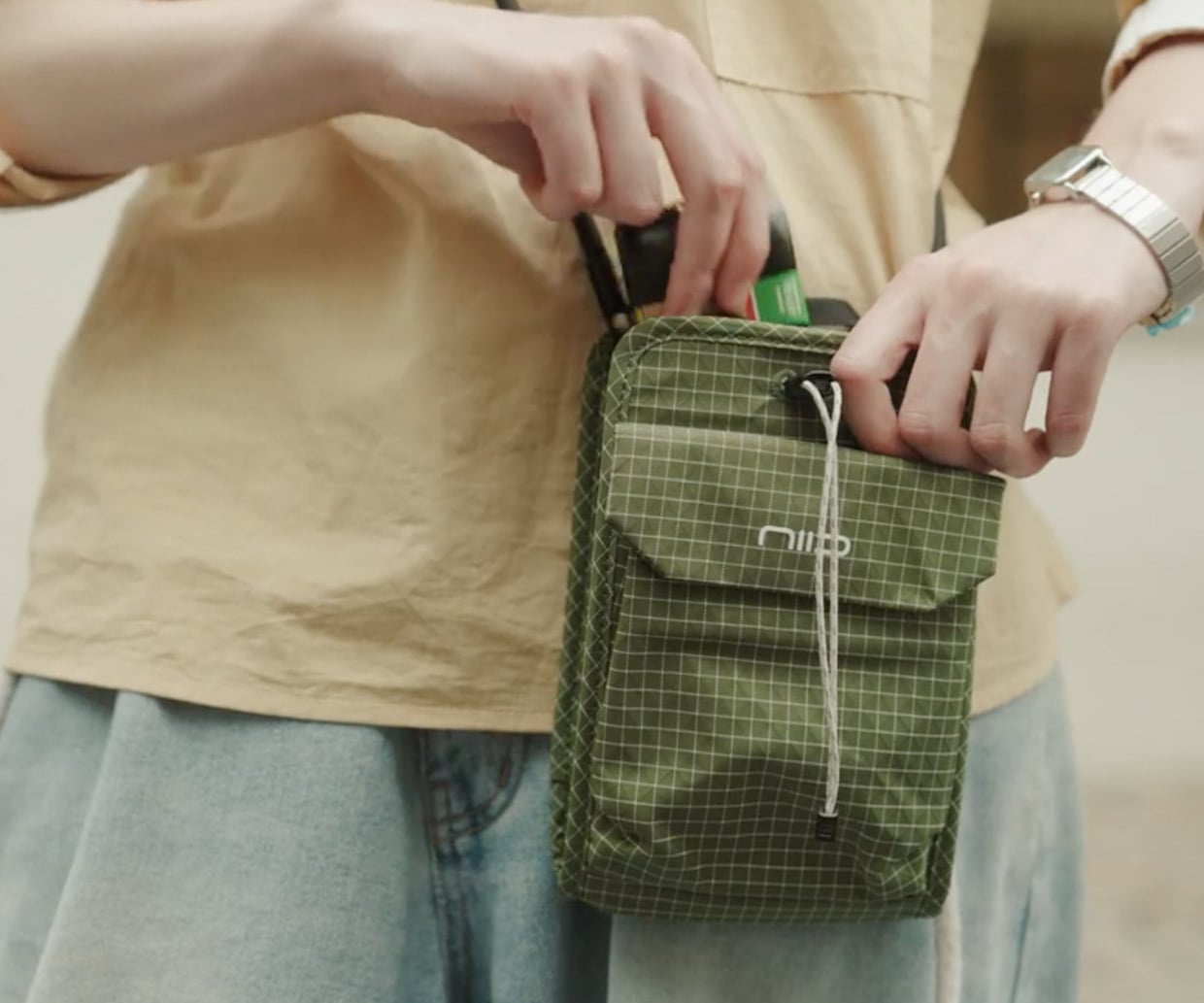 Neo Pouch EDC Sling Bag Maximizes Organization in a Small Space