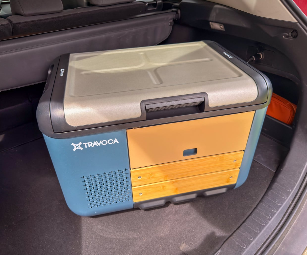 れいこ Travoca Rigel+ eCooler Review: A Refrigerator and Freezer for the Road