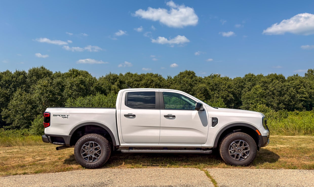 2026 Ford Ranger XLT White Front Side View