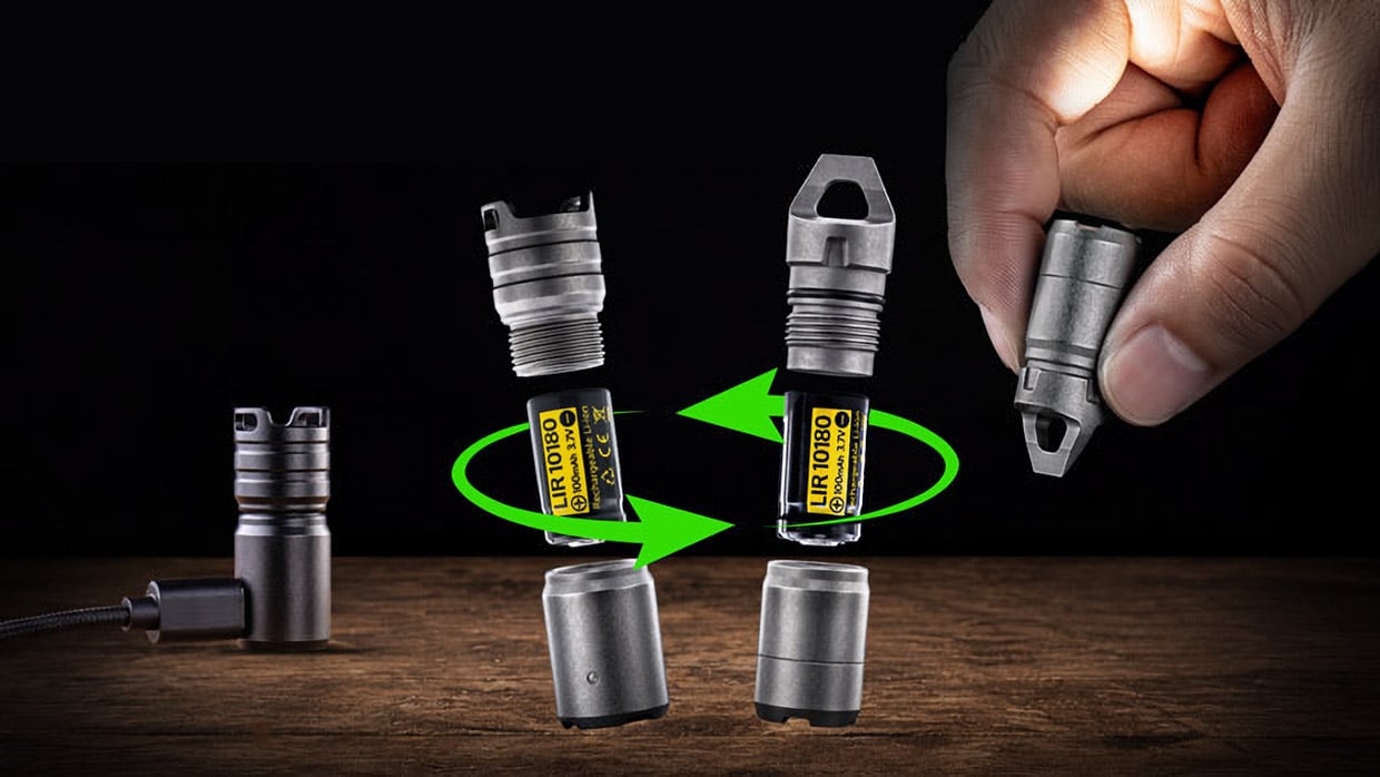 The Tiny Hunt H2 Keychain Flashlight Keeps a Spare Battery Charged Up