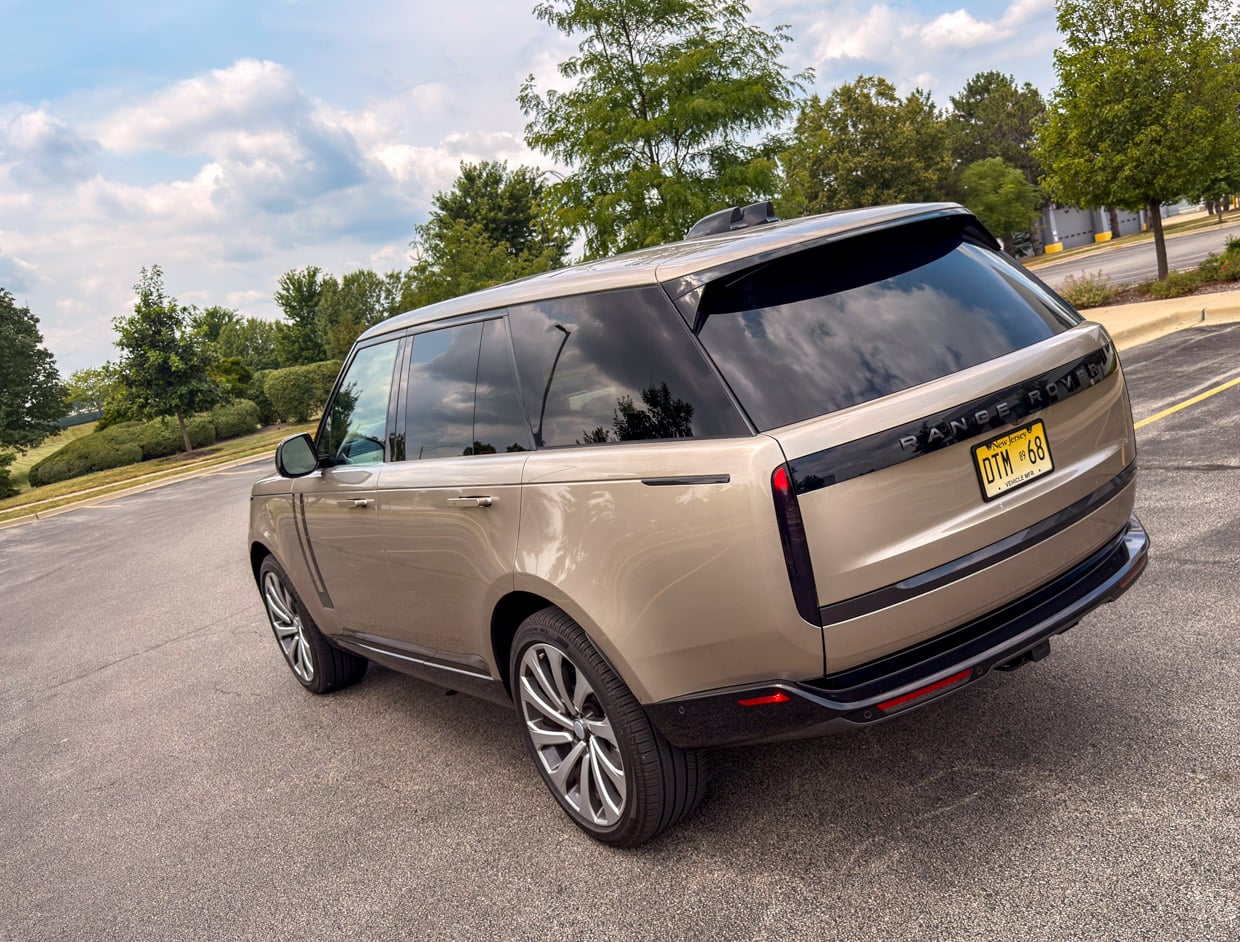 Range Rover L460 P540 Batumi Gold Rear 3/4 View