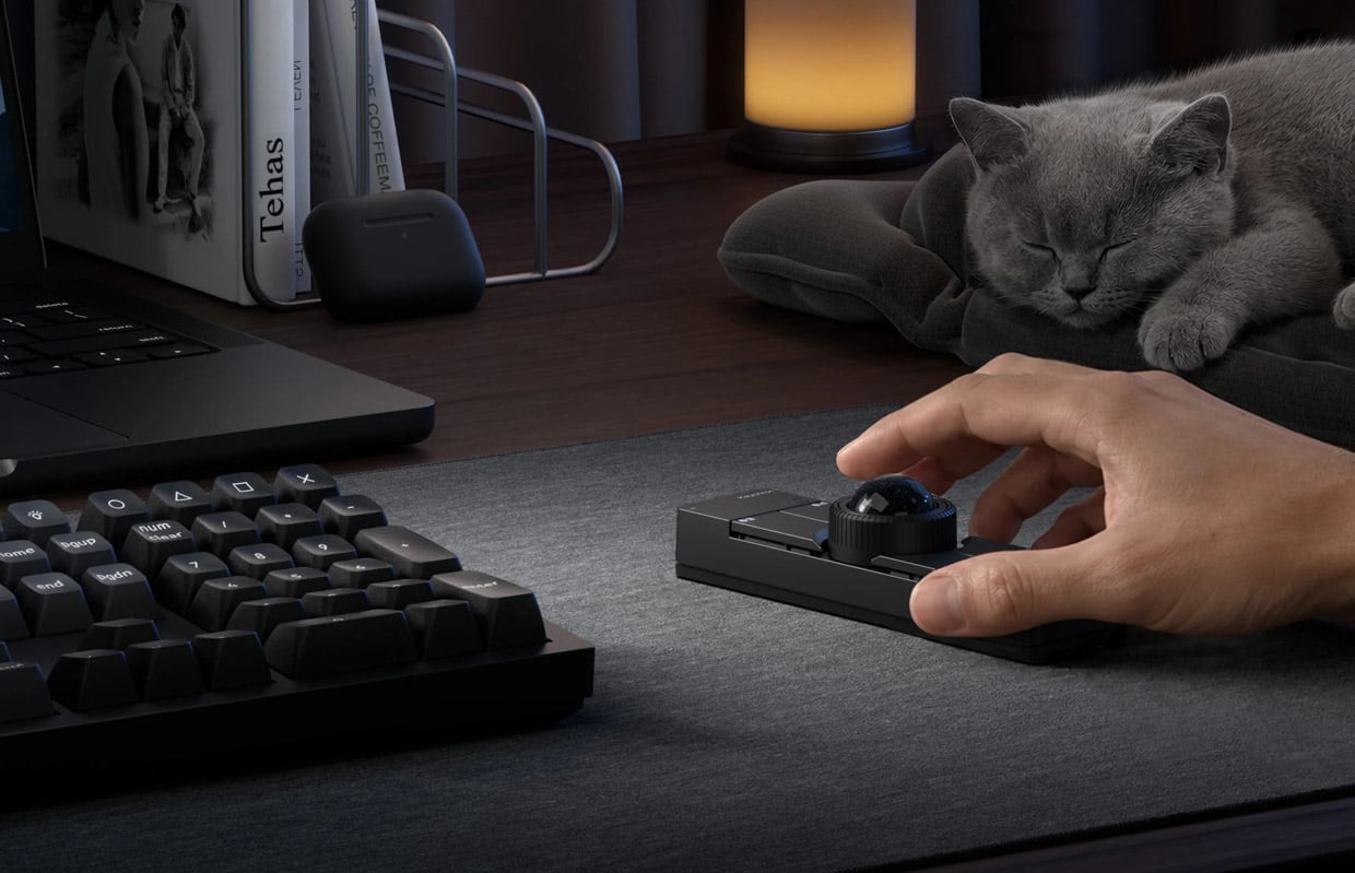 The Keychron Nape Pro Is a Tiny Wireless Trackball for Your Keyboard