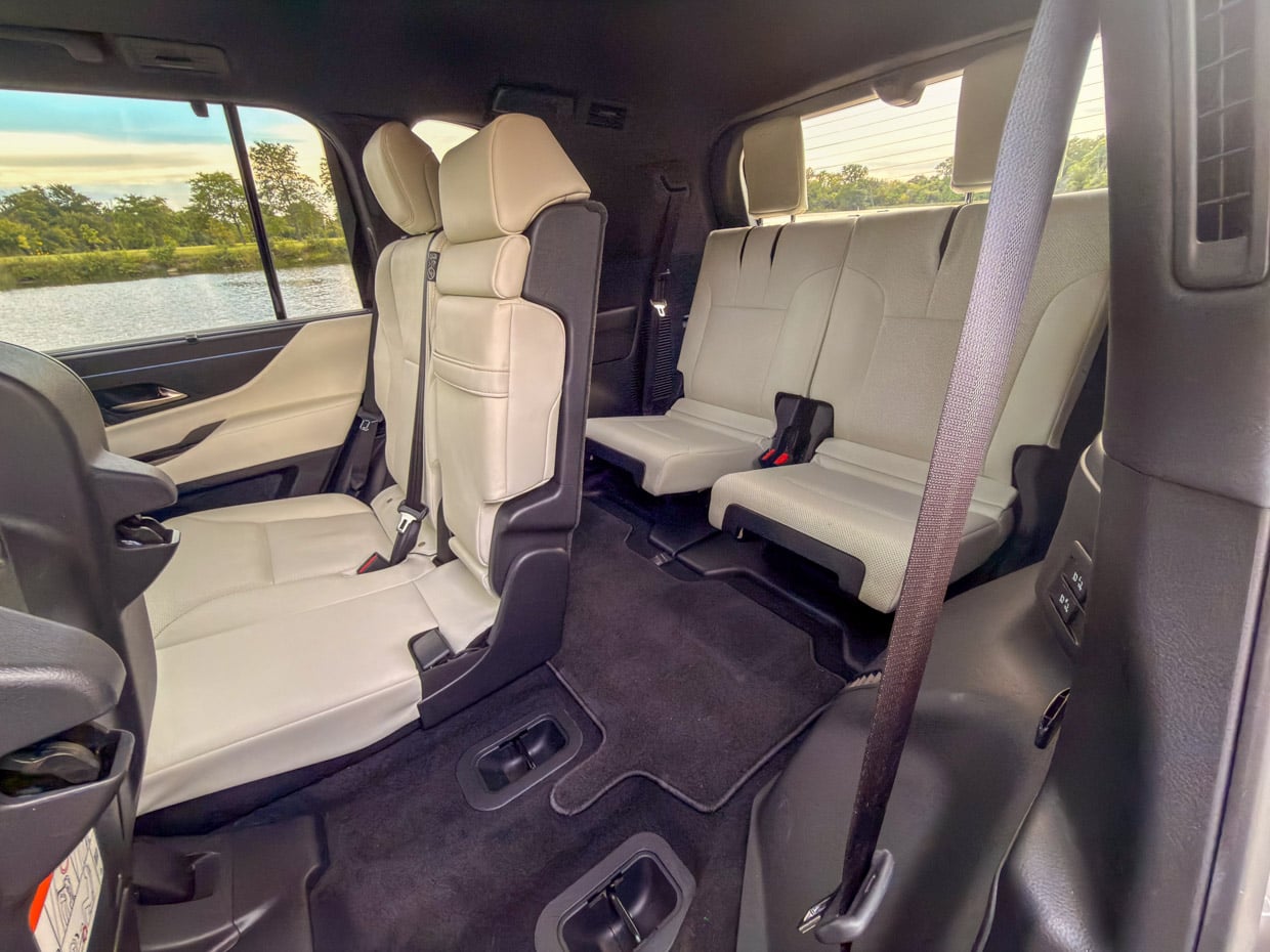 2026 Lexus LX 600 - third row seats