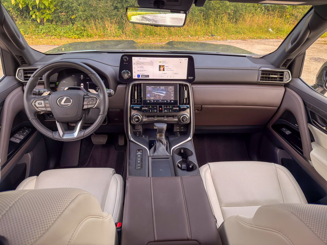 2026 Lexus LX 600 - Dashboard and Center Console